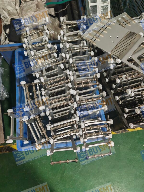 YAMAHA YV Series Stick Feeder – AC24V Vibration Feeder, 3 Tube for SMT Pick and Place Machines